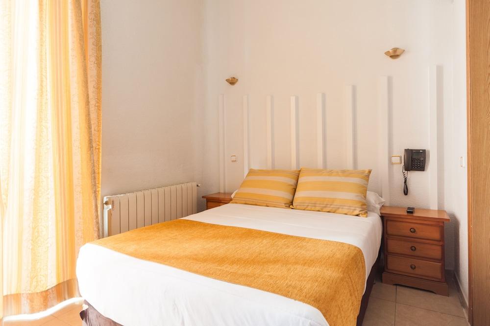 Hostal Josefina-Gran Via Madrid Eksteriør billede