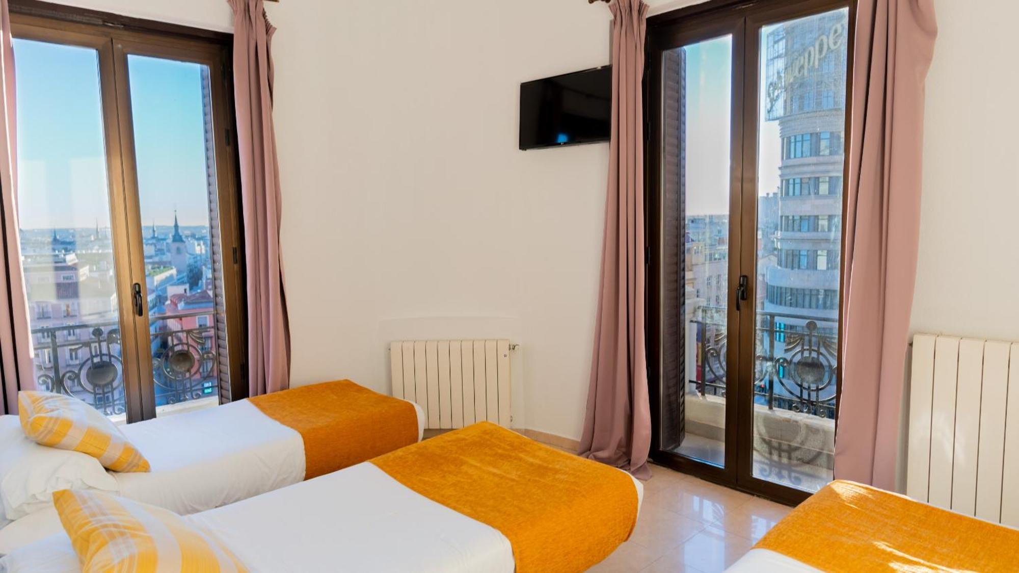 Hostal Josefina-Gran Via Madrid Eksteriør billede