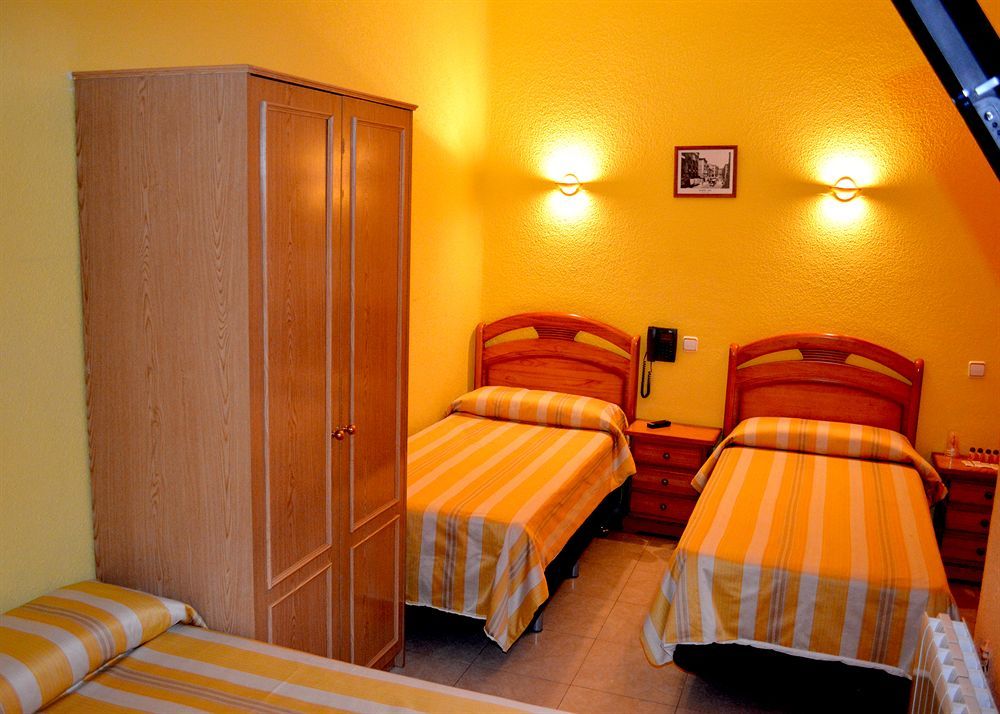 Hostal Josefina-Gran Via Madrid Eksteriør billede